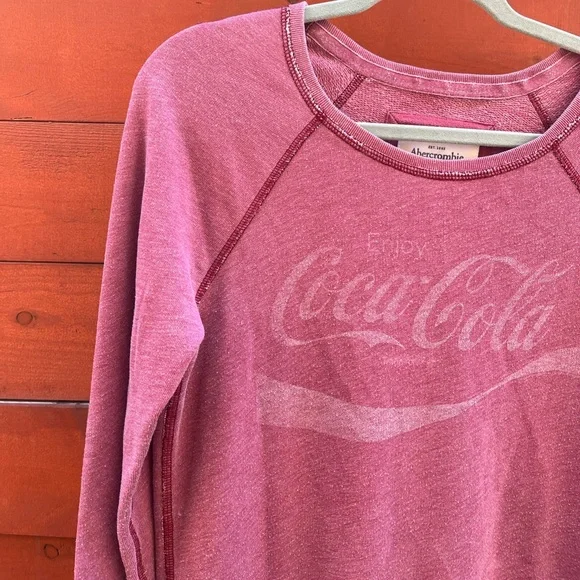 Abercrombie & Fitch Coca-Cola Graphic Sweatshirt | Mauve Pink | Size M - Picture 5 of 5
